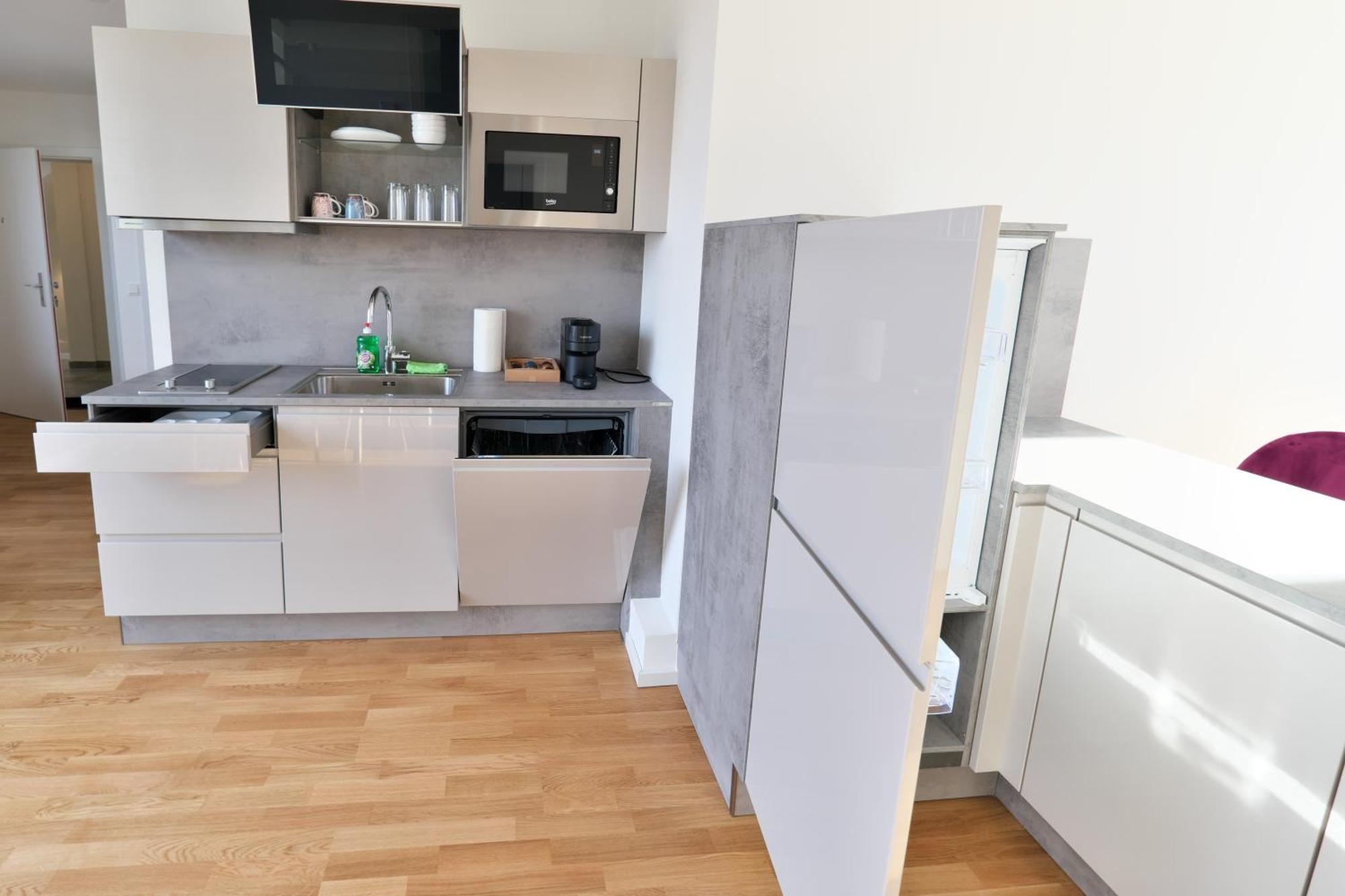 Vienna Lotus Apartments Екстер'єр фото