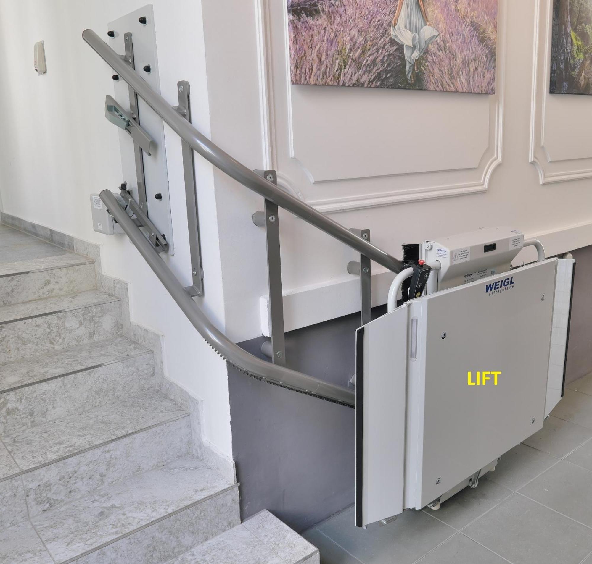 Vienna Lotus Apartments Екстер'єр фото